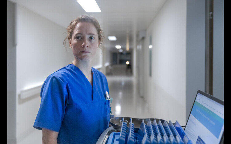 ナースコール3 / 6 [金] 公開