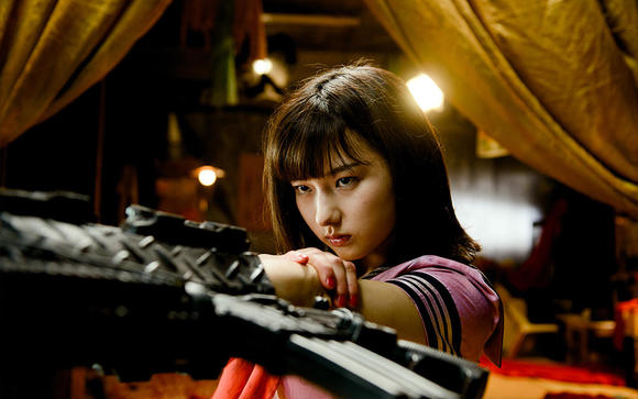 爆裂魔神少女 バーストマシンガール上映中