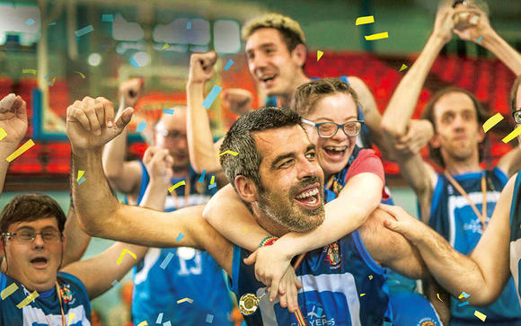 だれもが愛しいチャンピオン12/27（金）公開