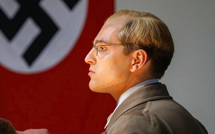 ボンヘッファーヒトラーを暗殺しようとした牧師上映中